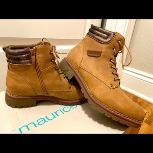 Women’s Tan Lace Up Hiking Boots